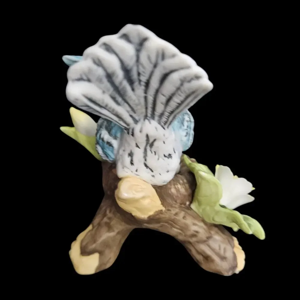 Vintage Blue Jay Bird Nest Eggs Flowers Porcelain Figurine Tree Branch Decor
